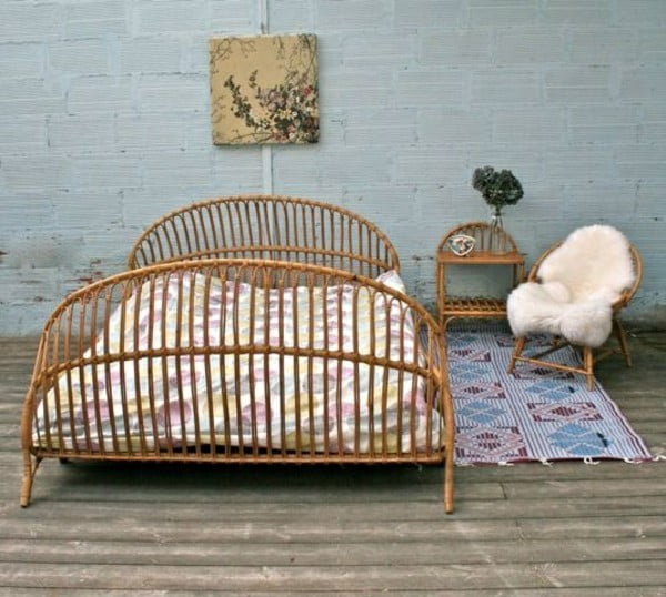 ساخت تخت خواب با چوب گیاه بامبو