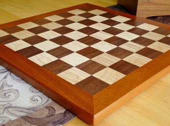 سخت میز شطرنج , شطرنج چوبی