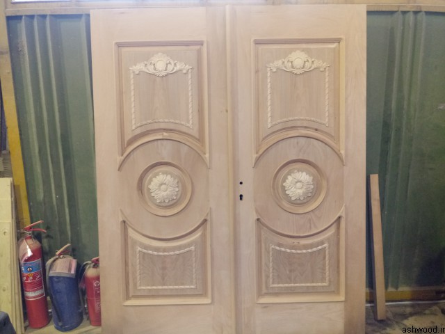 درب چوبی سبک کلاسیک , درب ورودی لابی