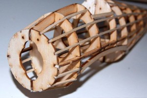 قطعه ای از یک هواپیما ساخته شده از چوب بالسا