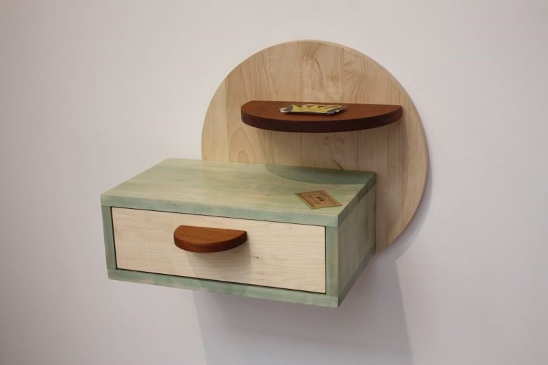 مبلمان چوبی و میز عسلی