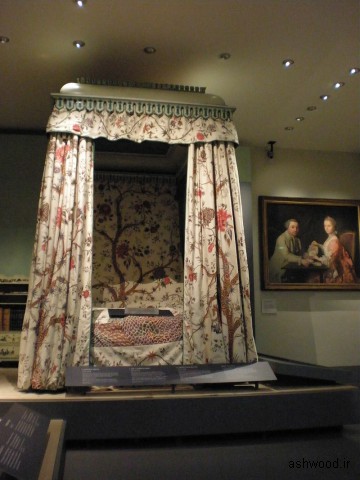 تختخواب دیوید گاریک ، c.1775 ، تختخواب در سال 1860 از یک تخت به یک تخته کاهش یافت ، اکنون در موزه V&A است