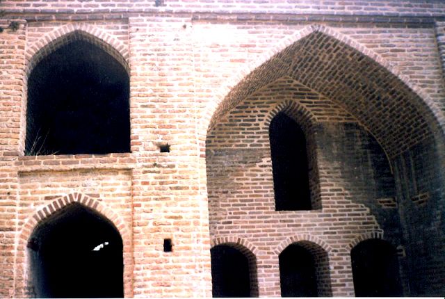 مسجد فرح آباد.