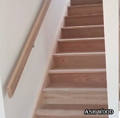 انواع چوب مناسب پله چوبی 
