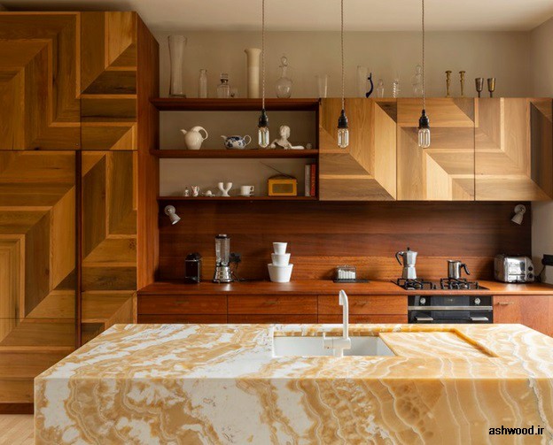 دکوراسیون آشپزخانه چوبی ، استفاده از چوب طبیعی در کابینت و درب کابینت آشپزخانه 
