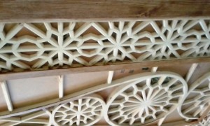 درب چوبی گره چینی ، هنر سنتی ایرانی