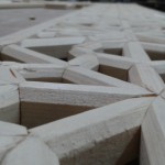 طراحی و ساخت درب چوبی گره چینی